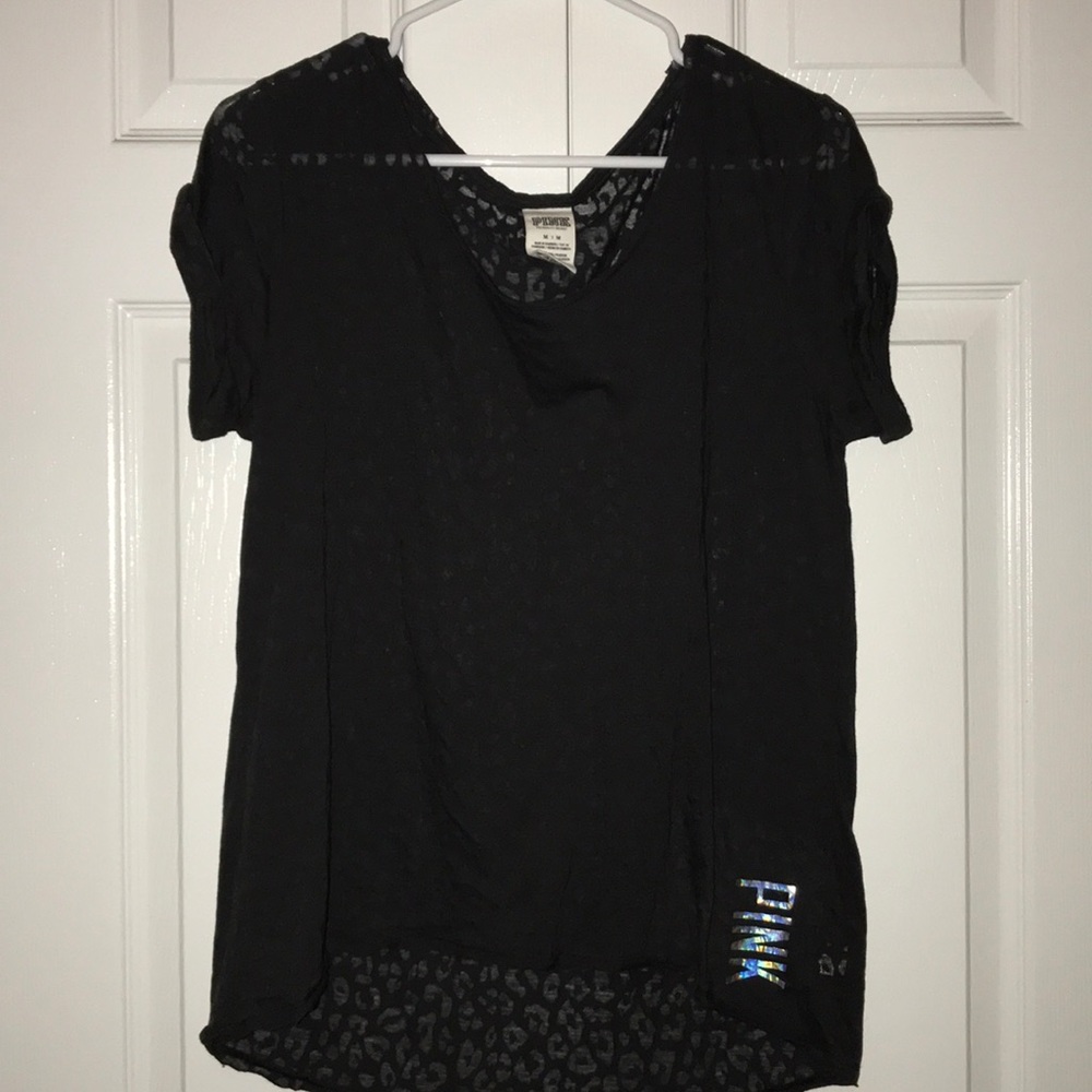 PINK. Black cheetah T-shirt. Size M